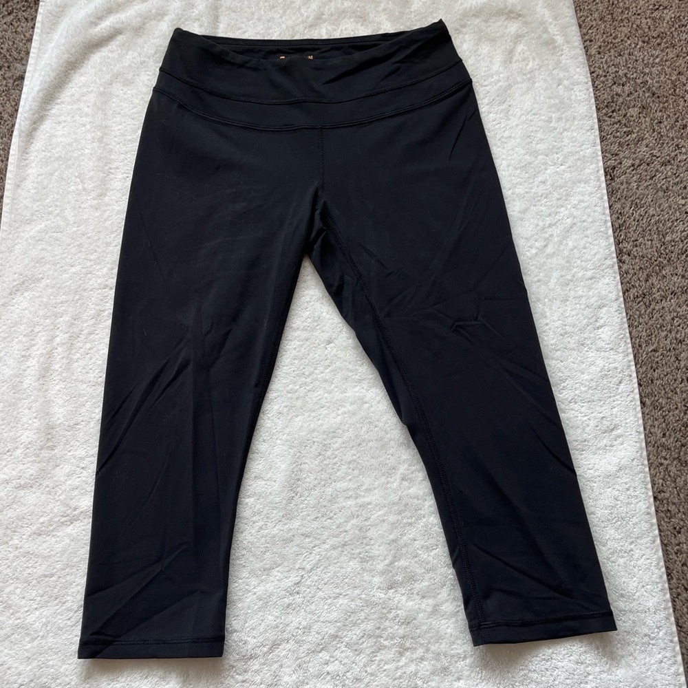 Lucy black crop pants